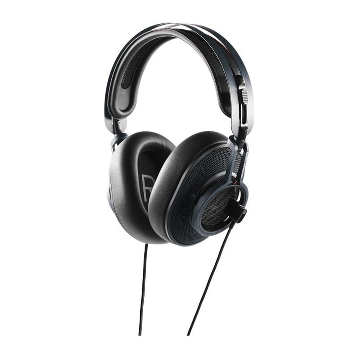 12/15AAustrian Audio̊J^t@XuThe Composerv1ʂl tWG[rbN