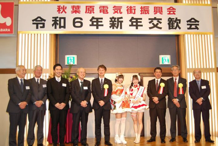 HtdCXUVNJÁB͂ӂ鏤iłȂvN