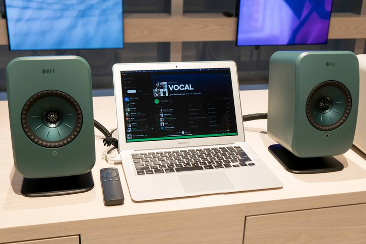 KEFVXs[J[uLSX II LTvAЃV[[œWBg肪͂nCEtBfeBTEhh\