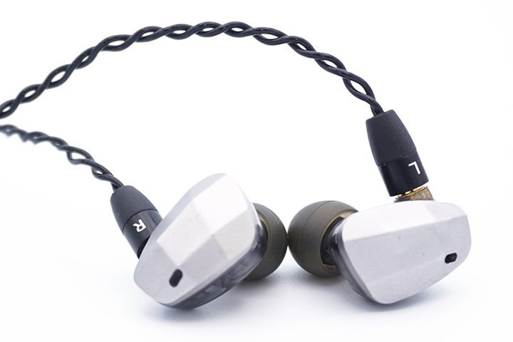 AstrotecAʃf̋Zpꂽ6000~̃Gg[CzuGX70PLUSv