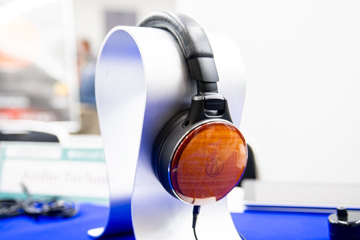 wbhtHՁuEbhnEWOwbhzṽI[fBIeNjJ^HIFIMANATWS 3O[ho