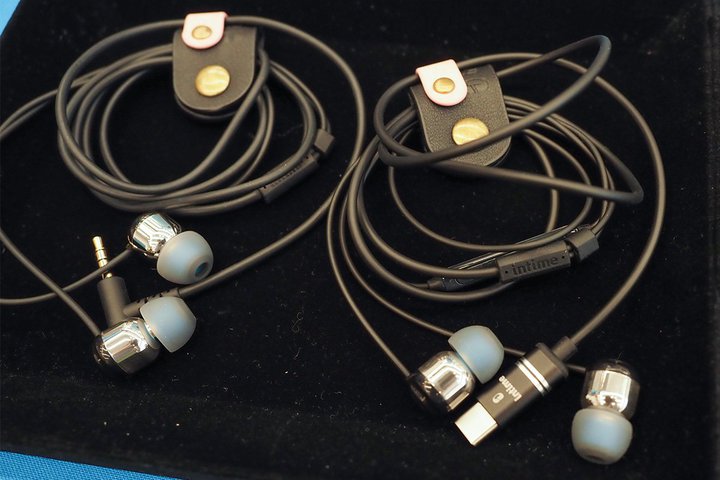 wbhtHՁintimeAuɃV[Yv́gƂhȐVf^\j[̃j^[wbhzAJust ear̃eC[ChCzꓰ