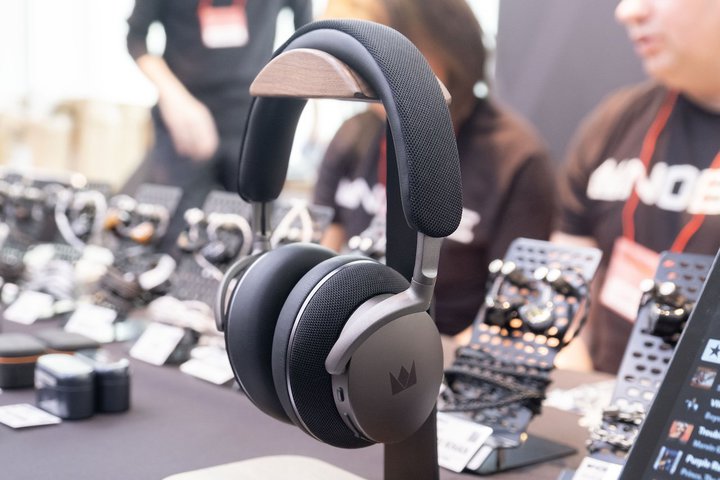 wbhtHՁNoble AudiõwbhzuFoKus APOLLOv{MJ^Ȃ璮ŃmCLځH CleeruARC 3vɒ