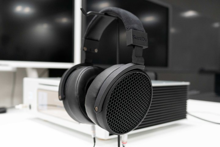 KuraDaAvV3DvgZpƍŐVfނ̗pJ^wbhzuKD-Q1vBō22~