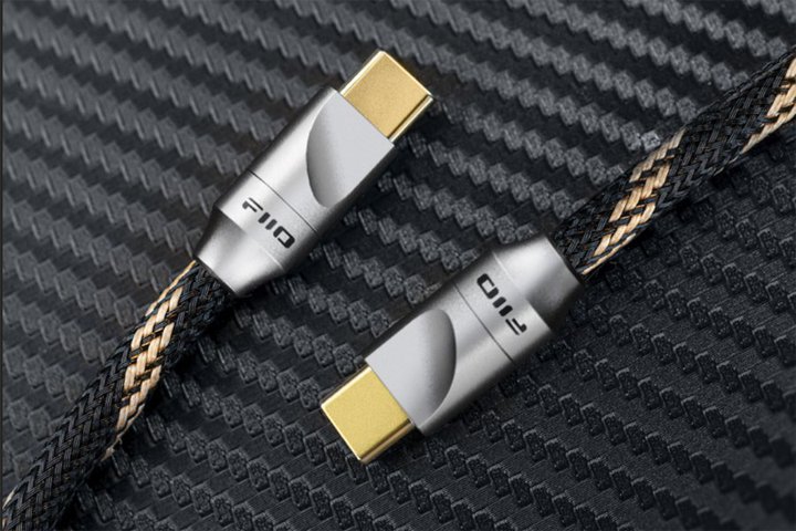 FIIOA`i^߂I[fBIpUSB Type-CP[uuLT-TC5vB3