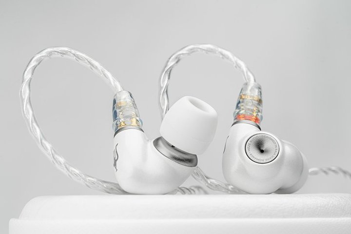 Meze AudioA10.8mm_Ci~bNhCo[ڂ̃A~➑̃CzuALBAv