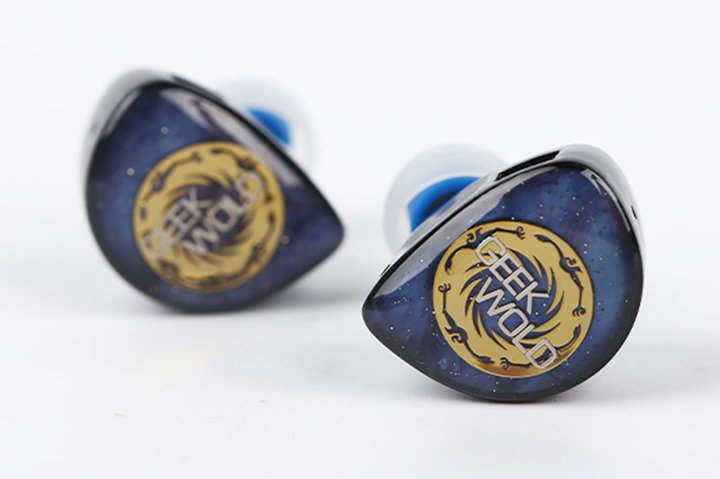 GEEK WOLDA_Ci~bN^BA^sG]^ʌ^12hCo[ڃtOVbvCzuGK300v