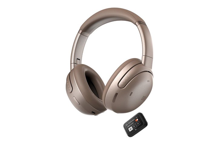 CESJBLACXwbhzV͋@uTOUR ONE M3vB^b`fBXvCڂ̃gX~b^[