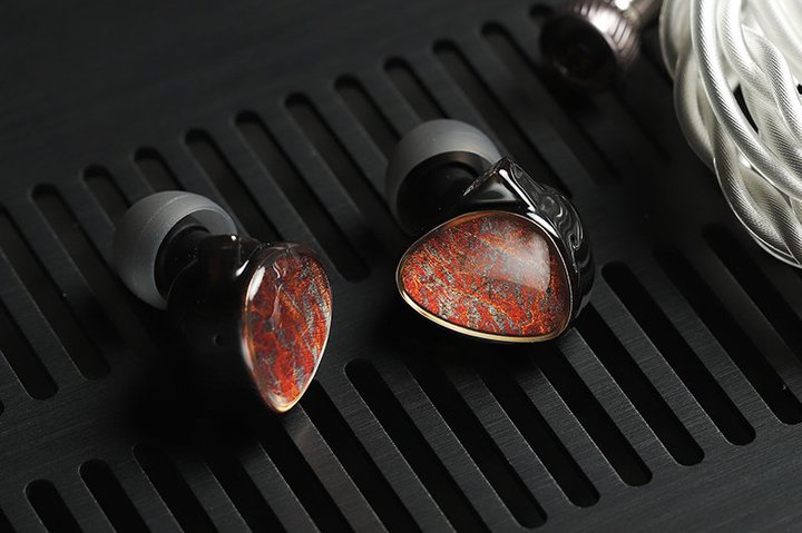 ShanlingAgĂh fUC̃fA_Ci~bNECzuTINOv