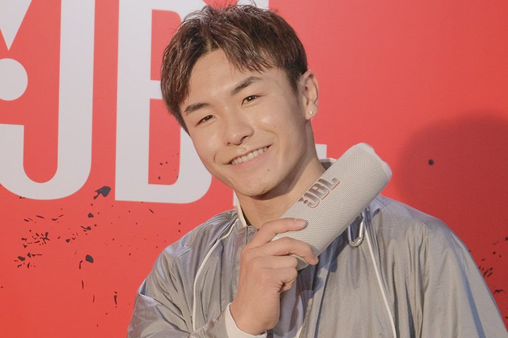 uǂ̂ňCɃ_X̃XCb`܂IvJBLAoT_[EShigekix͂