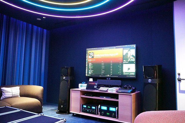 Spotify JapanVItBXIځBnCGhVXẽXjO[g{yɌhӎha