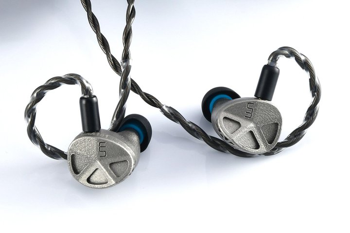 Unique MelodyA`^➑̂2DD{4BAnCubhCzuUM Stardustv