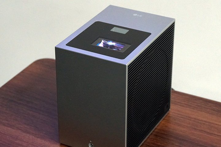 LGA4KZœ_vWFN^[uCineBeam SvsB40cm100^eAǐFɍ킹ĐFV[h