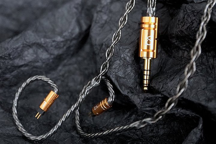 Beat AudioARA̓̔zGg[P[uuSilversonic Mk VIIIv