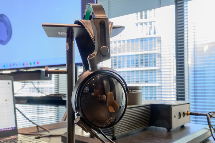 }nÃnCGh^_Ci~bNwbhzuYH-C3000v