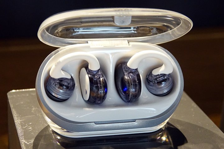 JBL̃C[Jt^SCXuJBL Soundgear ClipsvBXPg4FWJ