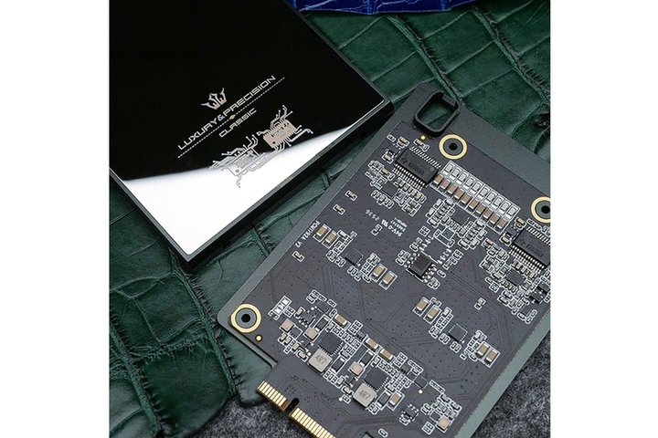 LUXURY&PRECISIONAu݌v̍dPCM1792AfAœڂuE7V[Yvp DACW[