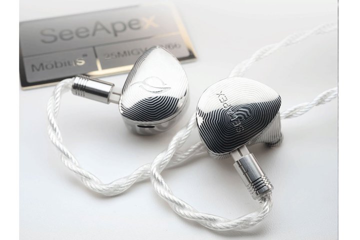 See AudioA_}XJX|VF̗p135~̃gCubhCzuMOBIUS iGVv