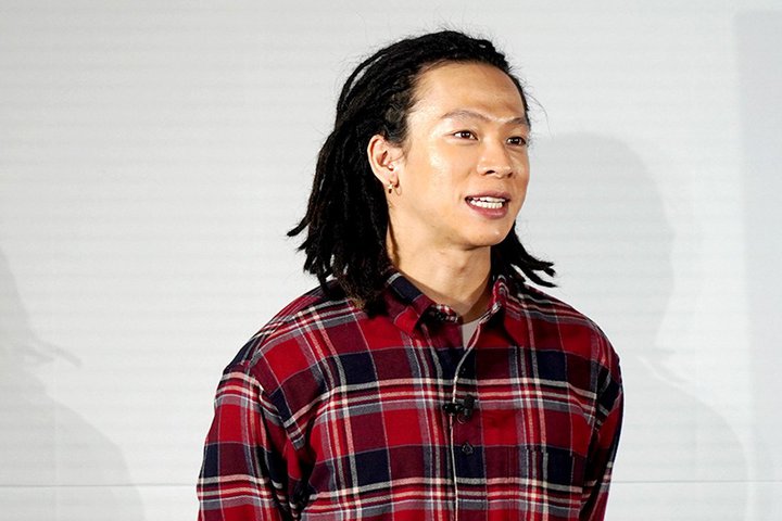 TCLAoT_[ɃXm[{[hI肪ACBuptH[}X̐UԂɂerΏv