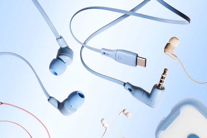 iFace�A�ō�1980�~��USB-C�C���z���B3.5mm�v���O�d�l���f����