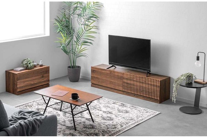 �^���X�̃Q���A�D�݂̃T�C�Y�ɒ����ł��郆�j�b�g���e���r��B�L�k����t���b�v�����f����