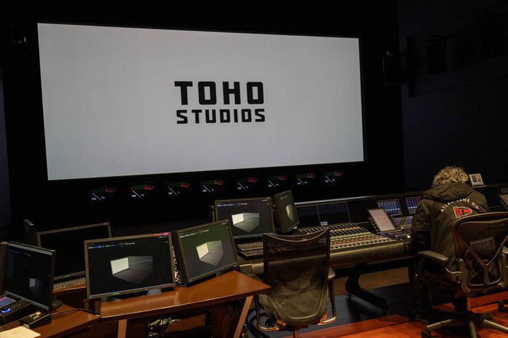 �u���{�f�悪�h���r�[�V�l�}�̖閾�����}����vTOHO�X�^�W�I�Ƀh���r�[�A�g���X�^�r�W�����Ή��̐���X�^�W�I���n��