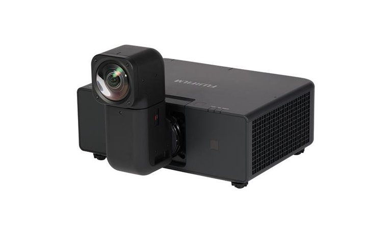 �t�W�t�C�����A�����Y������4K�v���W�F�N�^�[�uZUH12000�v�B���Z�œ_�^�Z�œ_�^�W����؂�ւ�