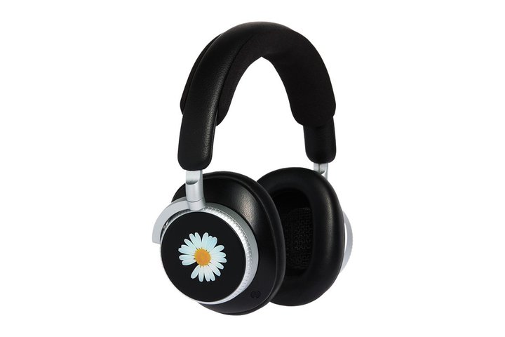 Bang & Olufsen�A�w�b�h�z���uBeoplay H100�v��G-Dragon�Ƃ̃R���{���f���B���E����188��