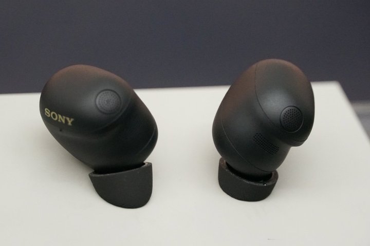 �\�j�[�A�V���̓C���z���uWF-1000XM6�v�B�O���~�[�܃G���W�j�A�Ƃ̋��n��V�v���Z�b�T�[�ŉ����ƃm�C�L��������