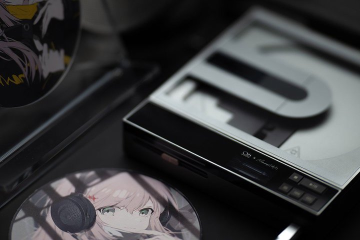 SHANLING�A�����J�ƃR���{�����|�[�^�u��CD�v���[���[�uCrossover EC Zero T�v�B2000�����