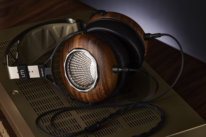 Unique Melody���̃t���T�C�Y�J���^�w�b�h�z���uUmbral�v��������4��10���Ɍ���