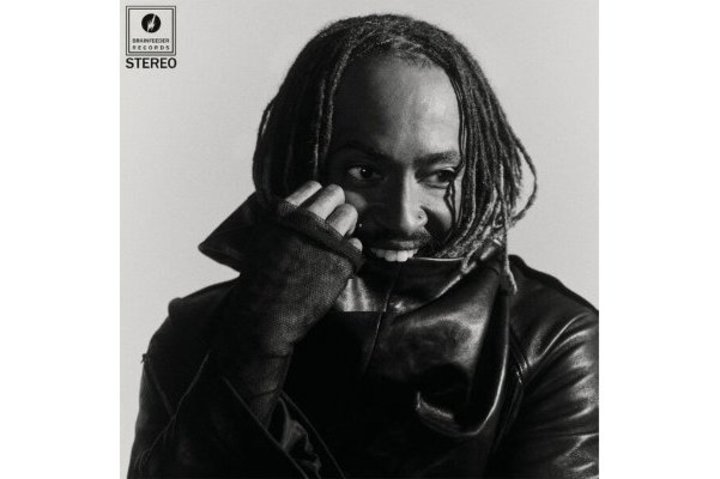 �yQobuz�X�g���[�~���O�����L���O�zTHUNDERCAT�wDistracted�x�����o��3�ʁI�����V�J�w��l�́x�̓g�b�v5�T�ڂɓ˓�