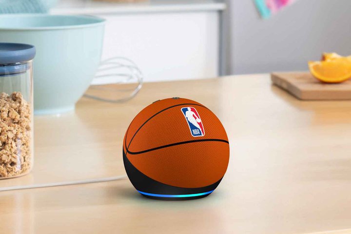 Amazon�A�uEcho Dot�v��5����ɁuNBA�����F��G�f�B�V�����v�BNBA��`�[�����S�����������6���f���W�J