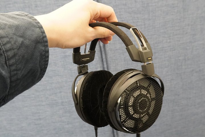 ���w�b�h�t�H���Ձ��I�[�f�B�I�e�N�j�J�A�J���^�n�C�G���h�w�b�h�z���uATH-ADX7000�v��3�u�����h�̃A���v�ł������莎��