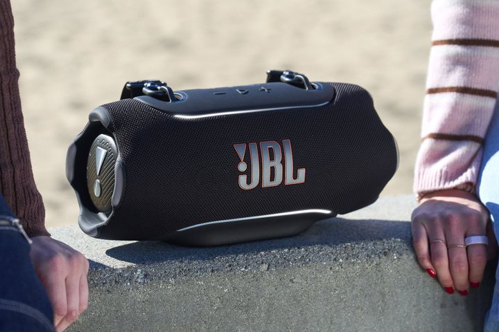 JBL�ABluetooth�X�s�[�J�[�uXtreme 5�v�BAI Sound Boost��Auracast�Ή�������