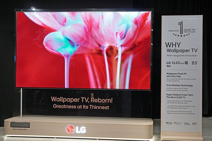 LG�A�����^�g�ǎ��h4K�L�@EL�e���r�uOLED evo AI W6�v�B����10mm�ȉ��^���C�����X�`���[�i�[�̗p