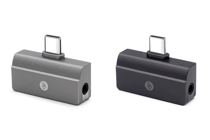 BQEYZ�A��p�A�v���Ή��̒��}��USB-DAC�uC30�v�B�I�y�A���v����