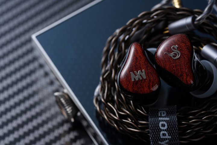 Melody Wings�A➑̂Ɂg����100�N�ȏ�̃u���W���Y���[�Y�E�b�h�h�g�p�����n�C�u���b�h�C���z���uVenus Divine Limited�v