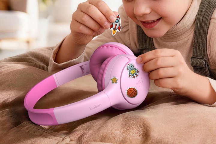 Belkin�A�q������Bluetooth�w�b�h�z���uSoundForm Mini 2�v�B2��ŉ������L����uRockStar���[�h�v����