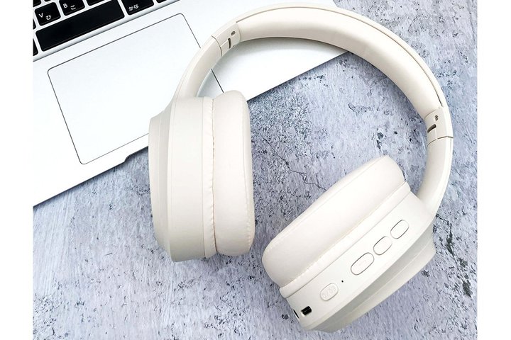 LUCILLA�A��4400�~��ANC��3��̉������[�h�𓋍ڂ���Bluetooth�w�b�h�z���uOHPBTLU01�v