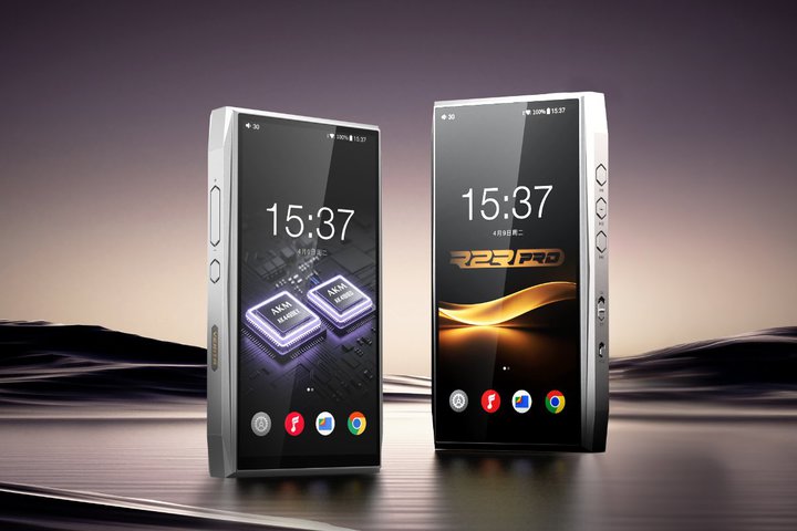 FIIO�AAKM�^�Ǝ�R2R�̗p��DAP�uM25�v�uM25 R2R�v�B�ő�1,700mW�o�́A�����i�œW�J