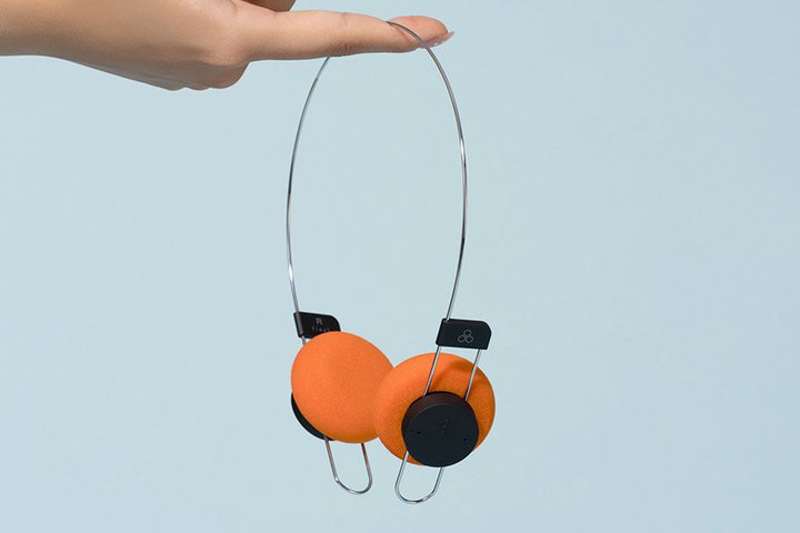 final�A�G�A���C���[�\���œO��y�ʉ�������40g��Bluetooth�w�b�h�z���uPORTA�v