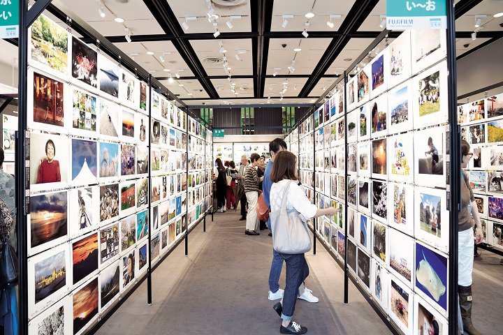 富士フイルム、必ず展示される参加型写真展の作品応募をスタート。「“PHOTO IS”想いをつなぐ。あなたが主役の写真展2022」