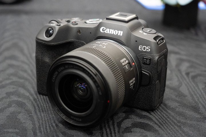 LmAʋ@̐\p^yʃtTCY~[XuEOS R8v