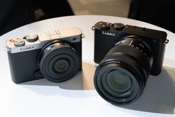 LUMIXÃtbgfUC̗ptTCY~[XuDC-S9v