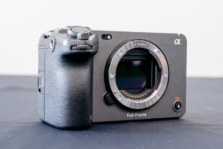 \j[AgCinema Lineh tTCYڋ@uFX3AvBwʃj^[𑜓xȂǂAbvf[g