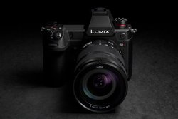 pi\jbNAE6K24pL^Ή~[XuLUMIX S1HvBHi\