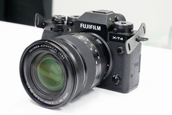 xmtCA{fBu␳ڂ̃~[Xu X-T4vB15fpsAʂɂΉ