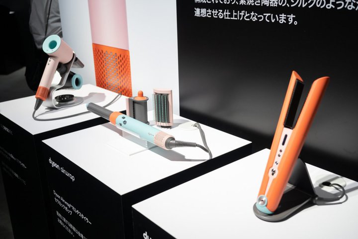 _C\@uG-ForcevJ[̃hC[Ȃǐʌ胂f