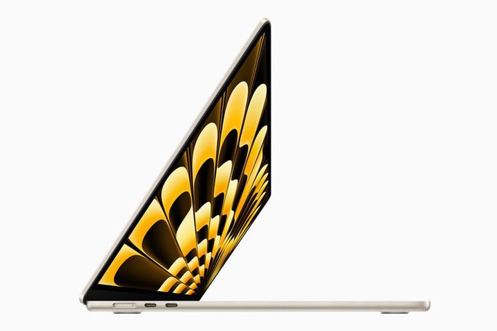 AppleA15C`uMacBook Airv6/13ɔB݂͂킸11.5mm